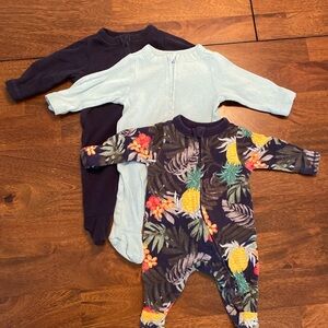 Lot of 10 Newborn Onesies and Footies - Old Navy, Carter’s, and Gerber